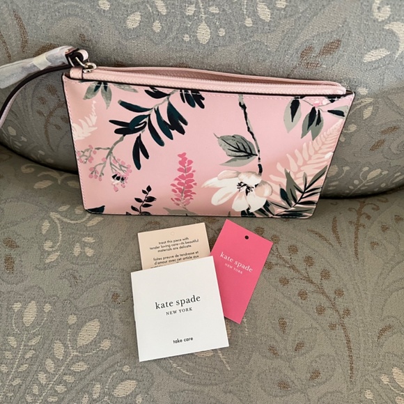 NWT Kate Spade Wristlet - Felicity Street Botanical Eli Cameo Pink - Picture 2 of 6
